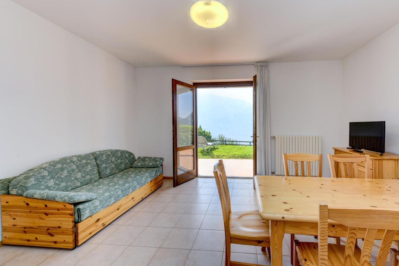 Residence Altogarda Tremosine Esterno foto